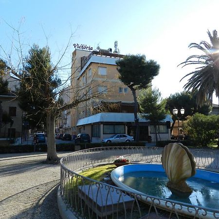 Hotel Victoria Porto San Giorgio Buitenkant foto